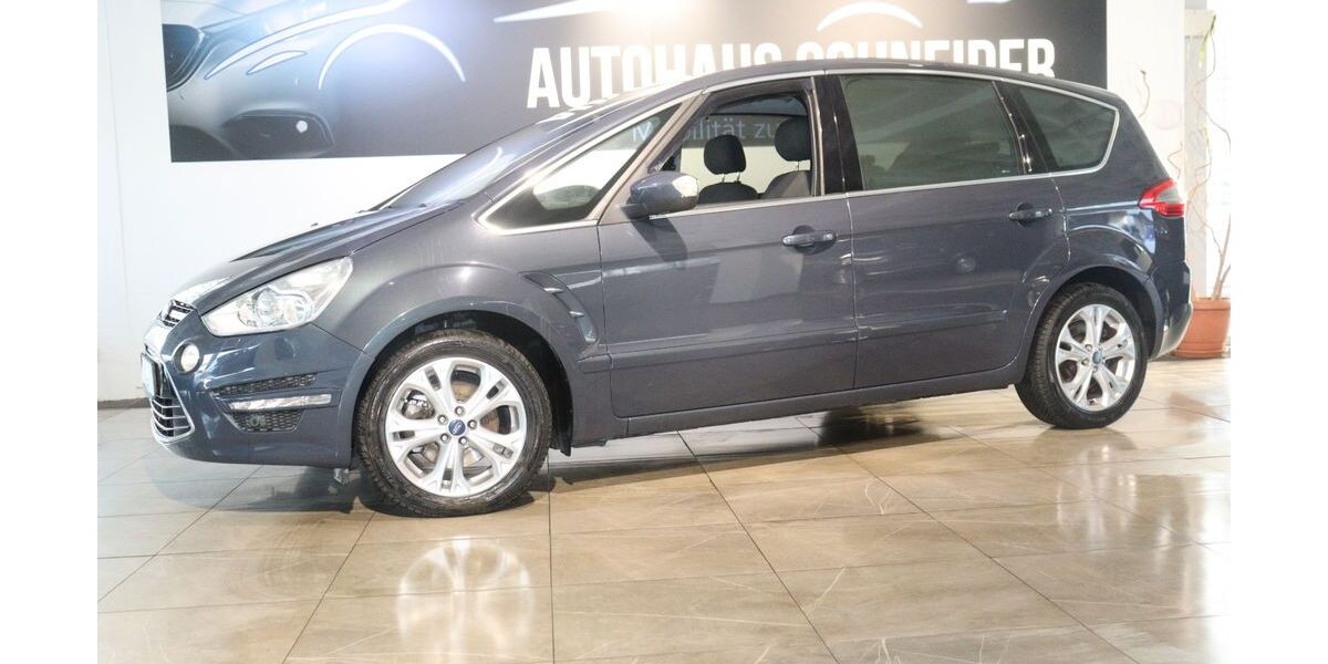 Ford S-Max 151.643 km 8.700 &euro; Ratingen 40880