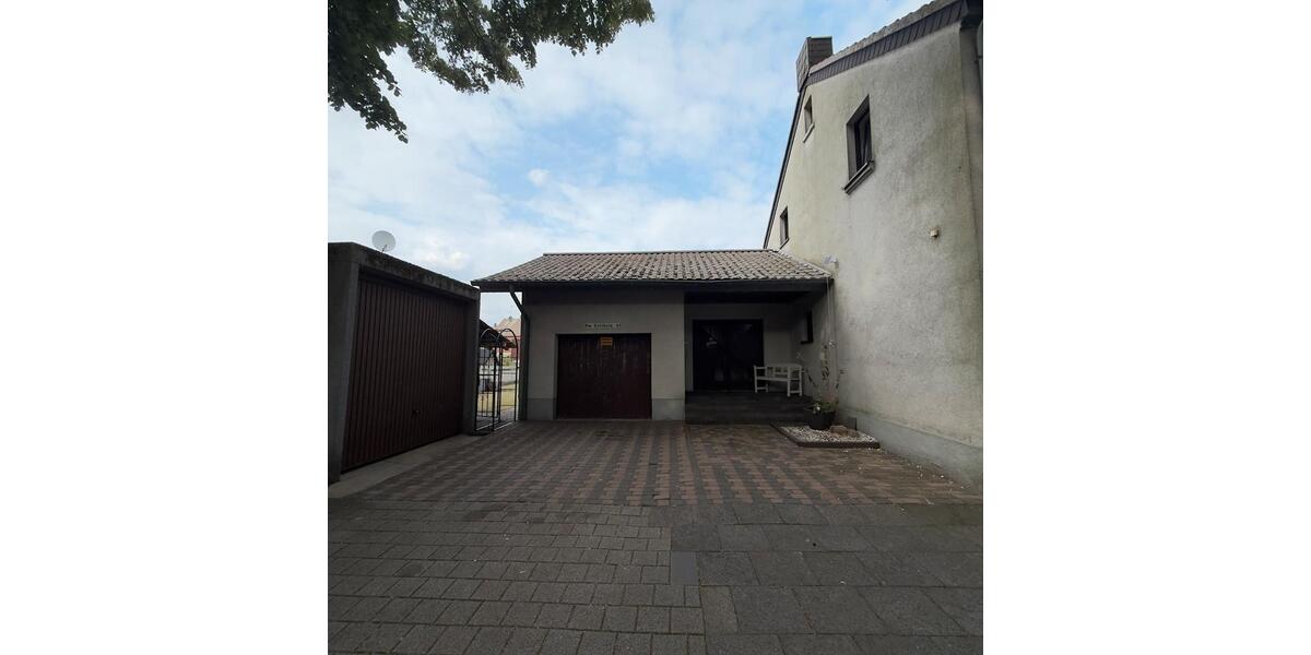 Doppelhaushälfte Duisburg Angerhausen - 5 Zimmer, 180 m&sup2;, 550.000&euro; | Angebot:27097088