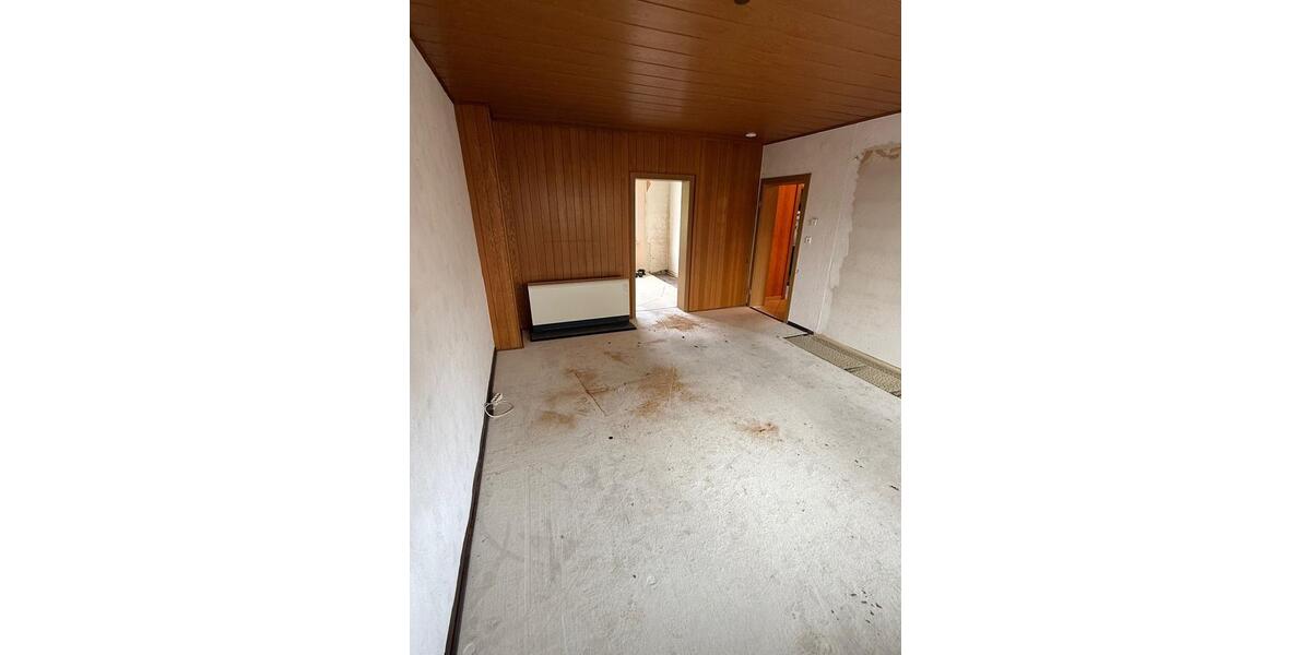 Etagenwohnung Velbert Pöthen - 2 Zimmer, 51 m&sup2;, 110.000&euro; | Angebot:23083204