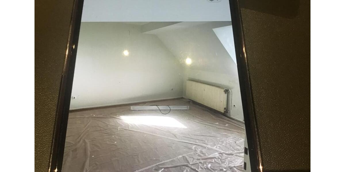 Dachgeschoßwohnung Gelsenkirchen Rotthausen - 2 Zimmer, 45 m&sup2;, 250&euro; | Angebot:26356802