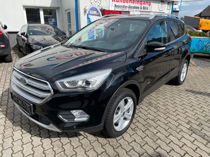 Ford Kuga 111.000 km 19.999 € Oberhausen-Osterfeld 46117