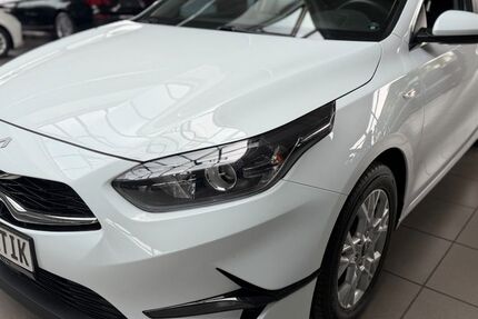 Kia ceed Sportswagon 70.000 km 19.990 &euro; Bottrop 46236