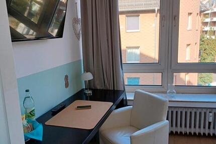 Wohnung Düsseldorf Pempelfort - 1 Zimmer, 20 m&sup2;, 1.250&euro; | Angebot:24791754