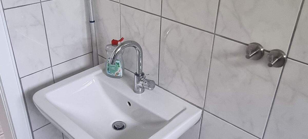 GELEGENHEITI!!! RENOVIERTE + GEMÜTLICHE 3 ZIMMER WOHNUNG mit BALKON in ESSEN - SCHÖNEBECK!!! 3 zimmer