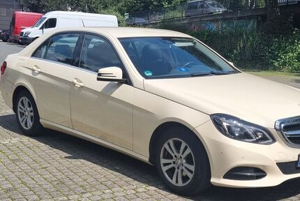 Mercedes E 200