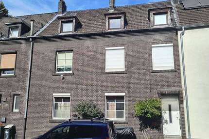 Haus Duisburg Mittelmeiderich - 8 Zimmer, 170 m&sup2;, 289.000&euro; | Angebot:26249828