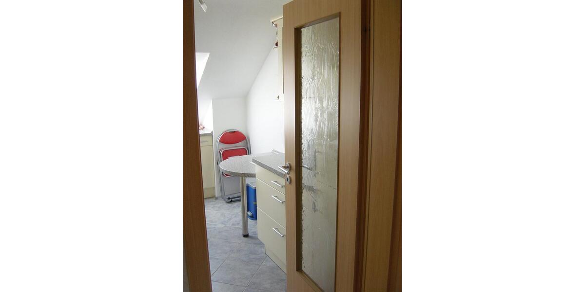 Dachgeschoßwohnung Oberhausen Alstaden - 3.5 Zimmer, 68 m&sup2;, 145.000&euro; | Angebot:26313988
