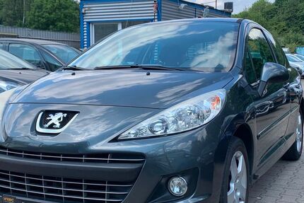 Peugeot 207 100.000 km 3.990 &euro; Essen 45326