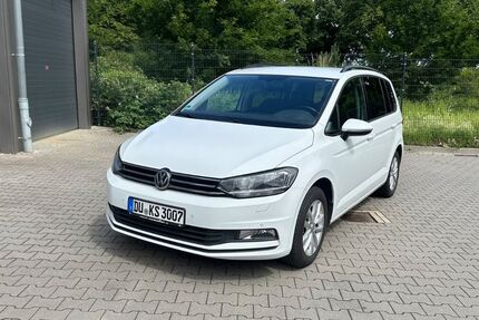 VW Touran 192.800 km 13.900 &euro; Duisburg 47279