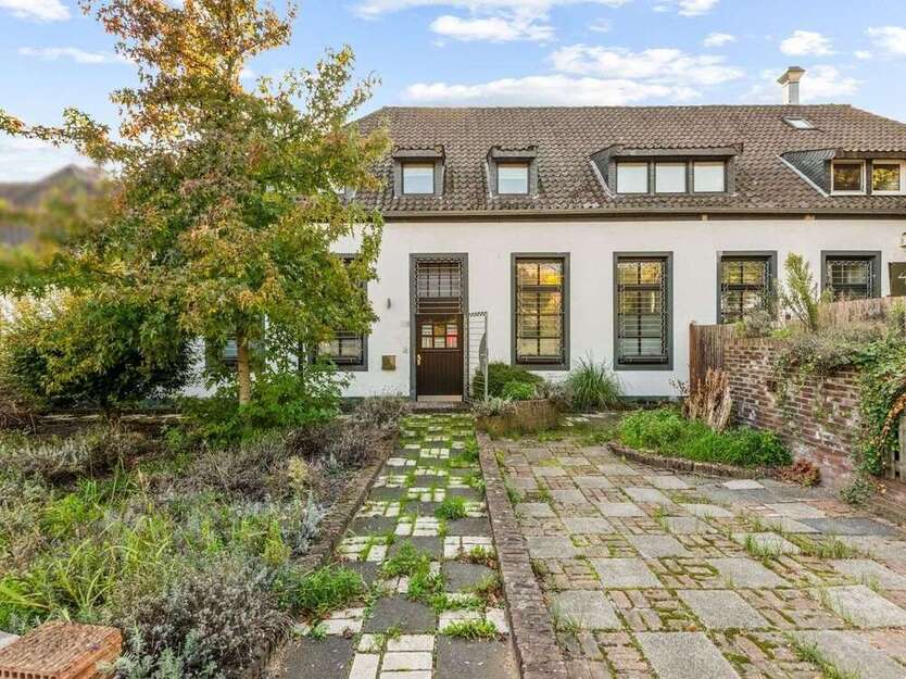 Wohnung zum Kaufen in Krefeld 260.000 € 122.99 m² 4 zimmer