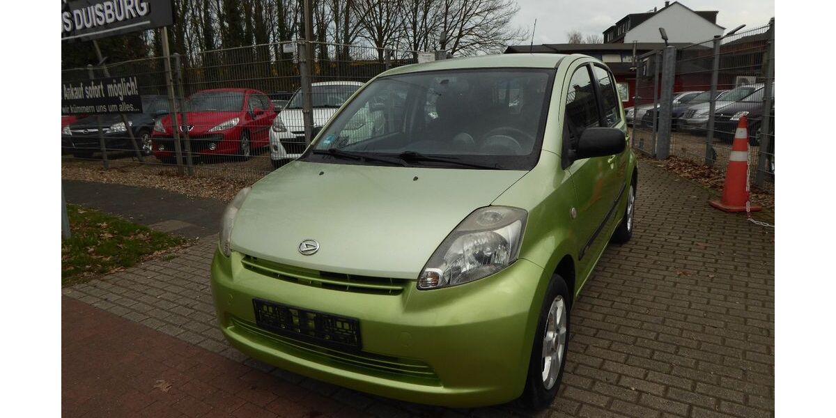 Daihatsu Sirion 164.000 km 990 &euro; Duisburg 47249