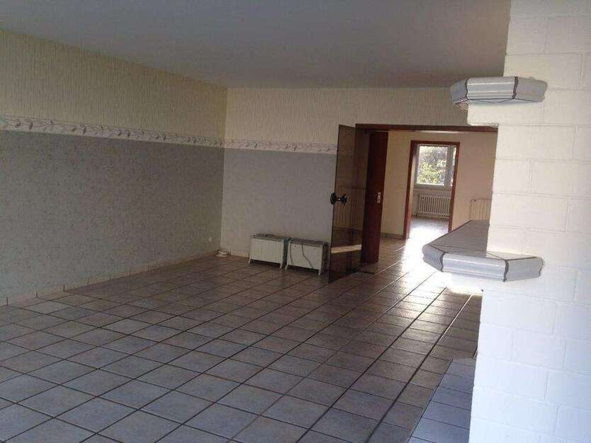 Grundstück in Oberhausen 580.000 € 290 m²