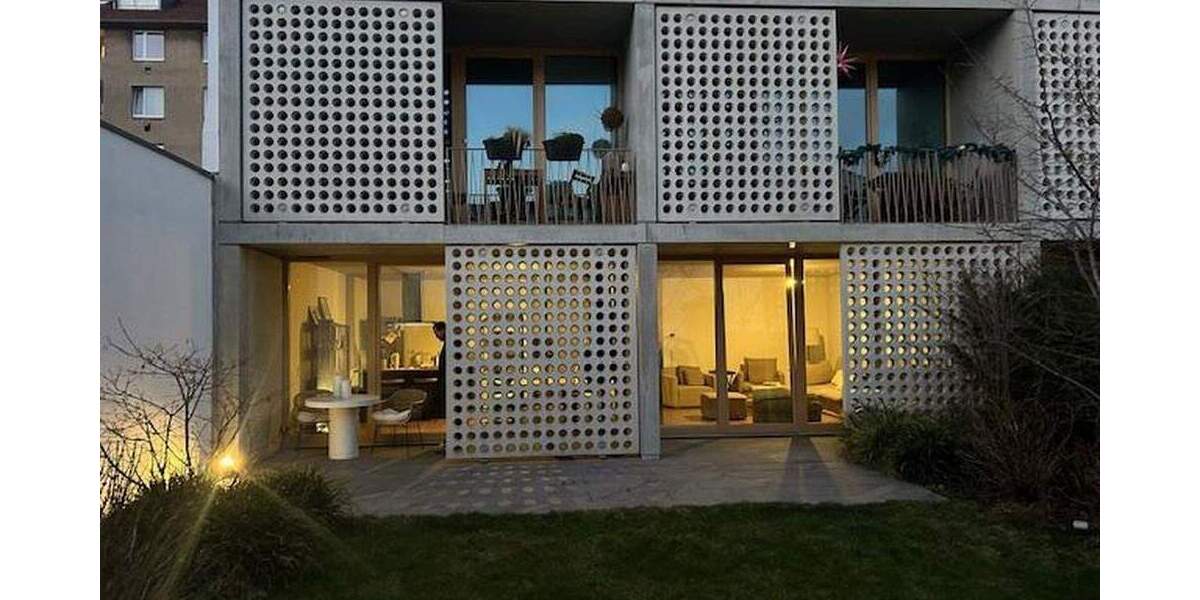 Etagenwohnung Düsseldorf Friedrichstadt - 2 Zimmer, 93 m&sup2;, 1.674&euro; | Angebot:25590400