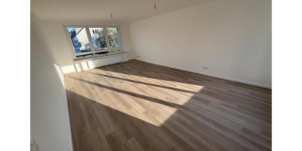 Etagenwohnung Duisburg Huckingen - 2 Zimmer, 86 m&sup2;, 950&euro; | Angebot:26145718