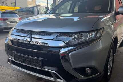 Mitsubishi Outlander 167.000 km 10.990 &euro; Mülheim Ruhr 45475