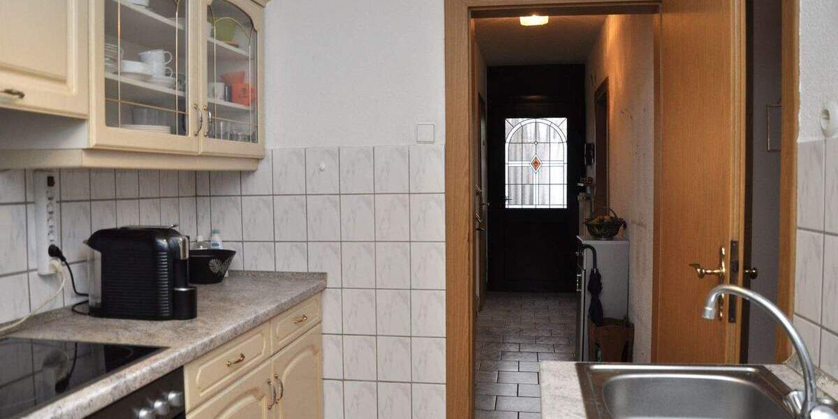 Reihenendhaus Duisburg Hochemmerich - 5 Zimmer, 87 m&sup2;, 249.000&euro; | Angebot:25390877