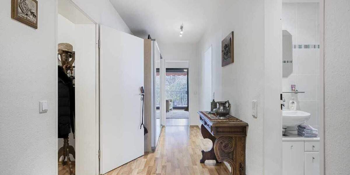 Etagenwohnung Ratingen Zentrum - 4 Zimmer, 126 m&sup2;, 448.700&euro; | Angebot:24543834