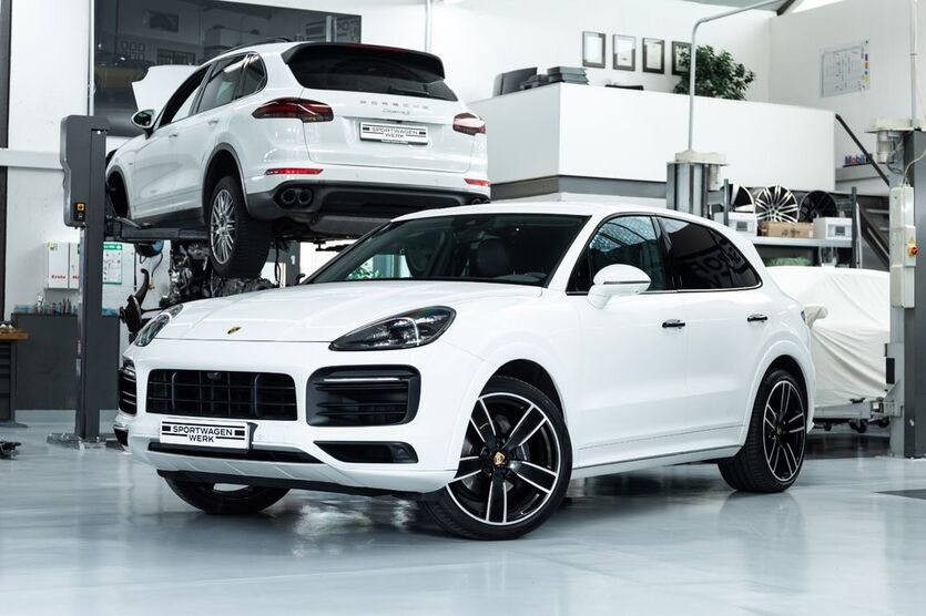 Porsche Cayenne 73.030 km 56.890 € Neuss 41470
