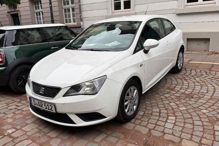 Seat Ibiza 98.100 km 7.100 € Düsseldorf 40213
