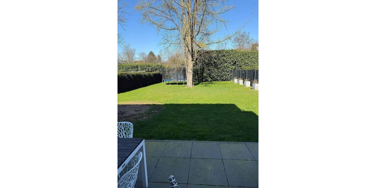 Doppelhaushälfte Meerbusch Büderich - 6 Zimmer, 242 m&sup2;, 8.500&euro; | Angebot:26881313