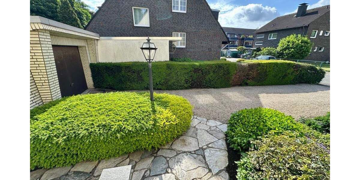 Doppelhaushälfte Duisburg Bergheim - 7 Zimmer, 149 m&sup2;, 379.000&euro; | Angebot:24782879