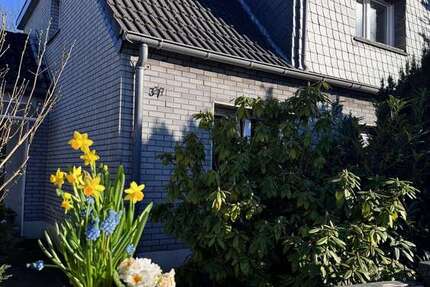 Haus Duisburg Hamborn - 5 Zimmer, 127 m&sup2;, 195.000&euro; | Angebot:25395641