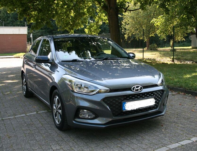 i20
