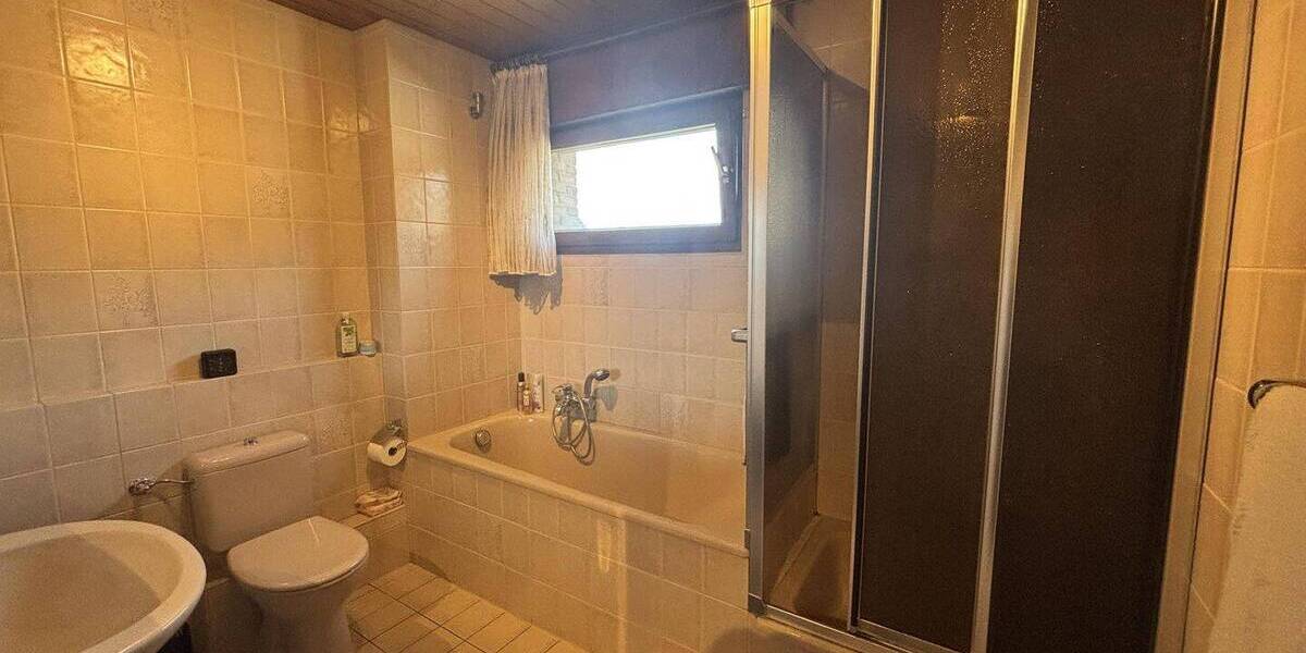 Doppelhaushälfte Krefeld Hüls - 4 Zimmer, 110 m&sup2;, 385.000&euro; | Angebot:26881631