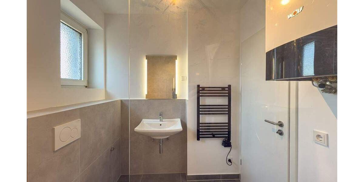 Etagenwohnung Neuss Barbaraviertel - 2 Zimmer, 159.900&euro; | Angebot:25228689