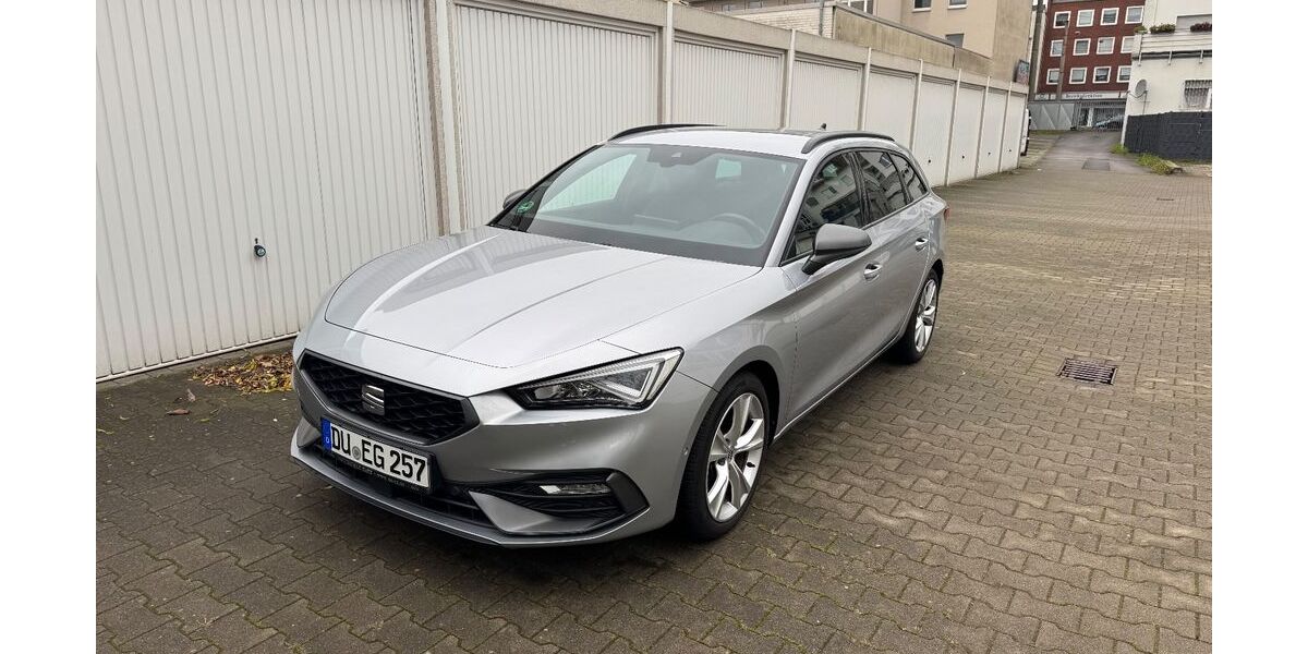 Seat Leon 75.879 km 22.800 &euro; Duisburg 47179