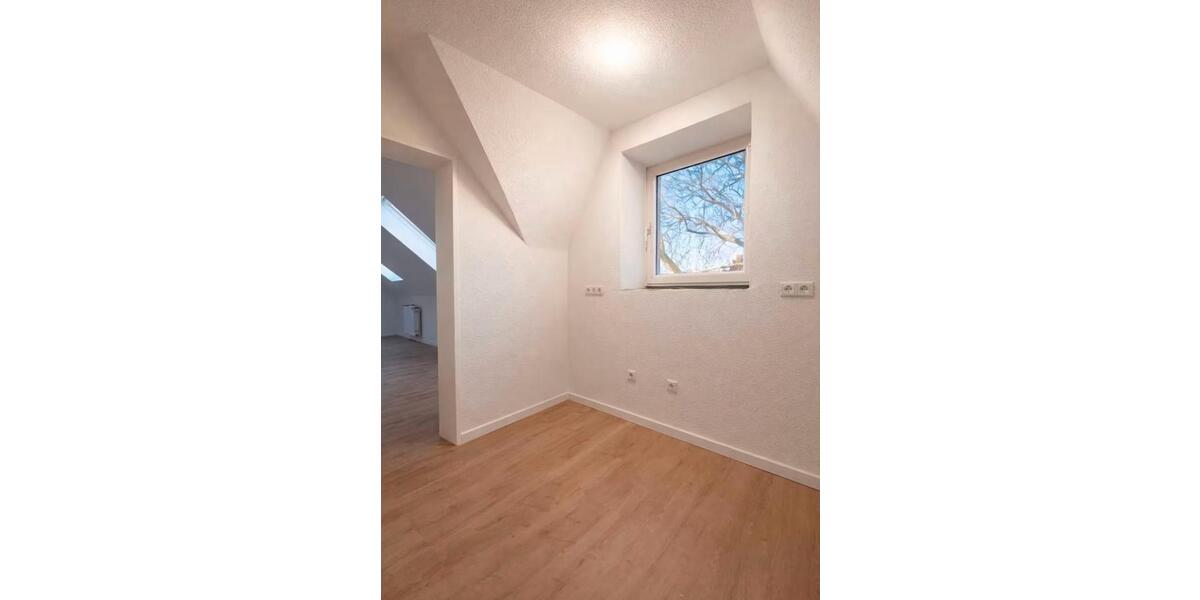 Dachgeschoßwohnung Krefeld Gartenstadt - 2 Zimmer, 54 m&sup2;, 530&euro; | Angebot:26362641