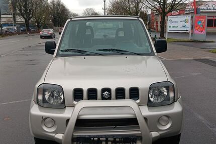 Suzuki Jimny 240.000 km 2.699 &euro; Düsseldorf 40233