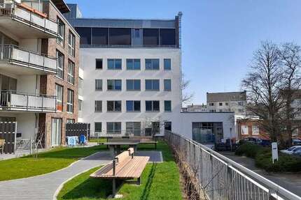 Wohnung zum Mieten in Kiel 370,65 € 24.71 m²