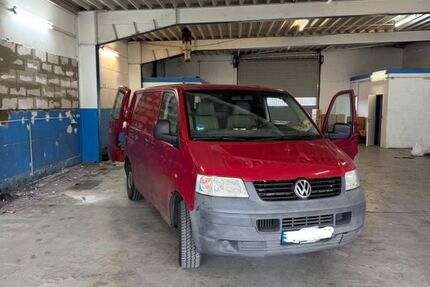 VW T5 Transporter 296.000 km 2.500 &euro; Bottrop 46240