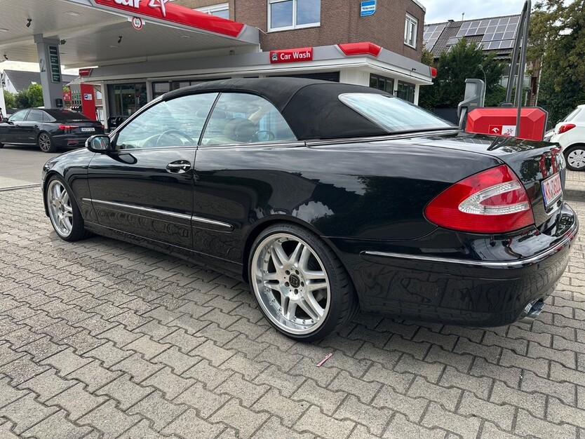 Mercedes-Benz CLK 500 95.800 km 34.999 € Krefeld 47798