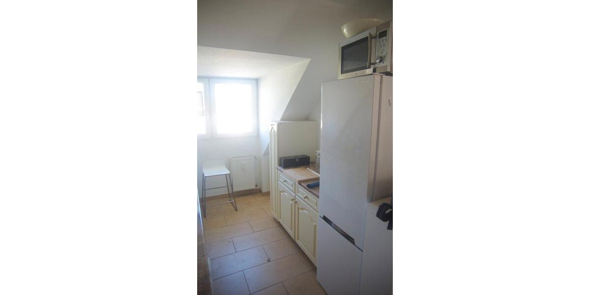 Dachgeschoßwohnung Essen Stadtbezirk V - 2 Zimmer, 80 m&sup2;, 500&euro; | Angebot:26367883