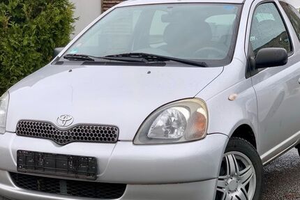Toyota Yaris 65.288 km 2.500 &euro; Gelsenkirchen 45884
