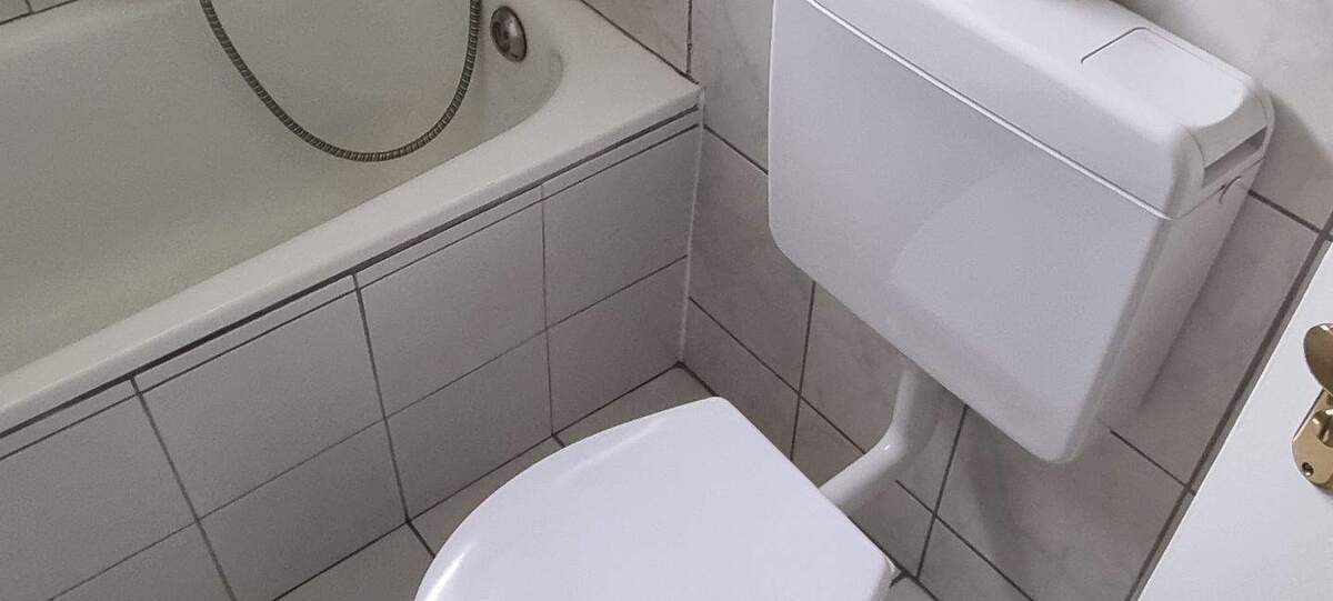 GELEGENHEITI!!! RENOVIERTE + GEMÜTLICHE 3 ZIMMER WOHNUNG mit BALKON in ESSEN - SCHÖNEBECK!!! 3 zimmer