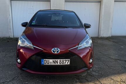 Toyota Yaris 84.300 km 12.990 &euro; Duisburg 47167