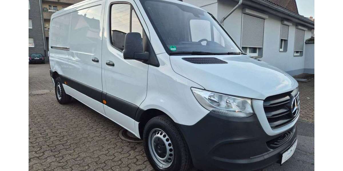 Mercedes-Benz Sprinter 85.000 km 26.750 &euro; Düsseldorf 40591