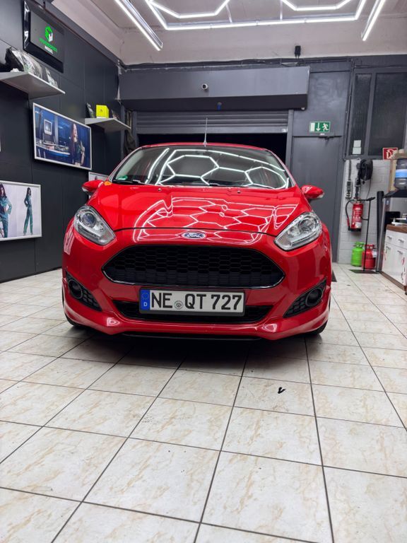 Ford Fiesta 117.600 km 5.700 € Meerbusch 40670