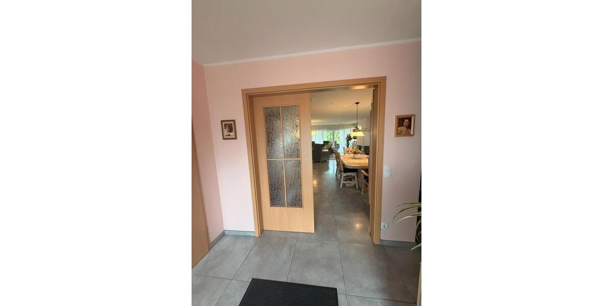 Mehrfamilienhaus, Wohnhaus Hünxe - 7.5 Zimmer, 270 m&sup2;, 859.000&euro; | Angebot:26889271