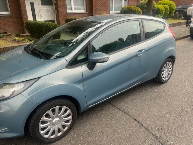 Ford Fiesta 75.000 km 4.100 &euro; Meerbusch 40670