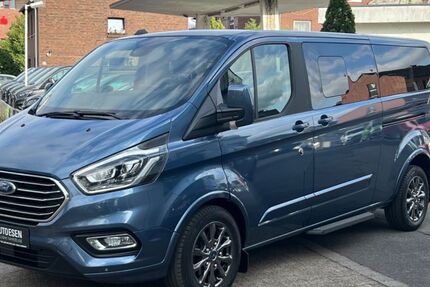 Ford Tourneo Custom 65.000 km 39.700 € Neuss 41468