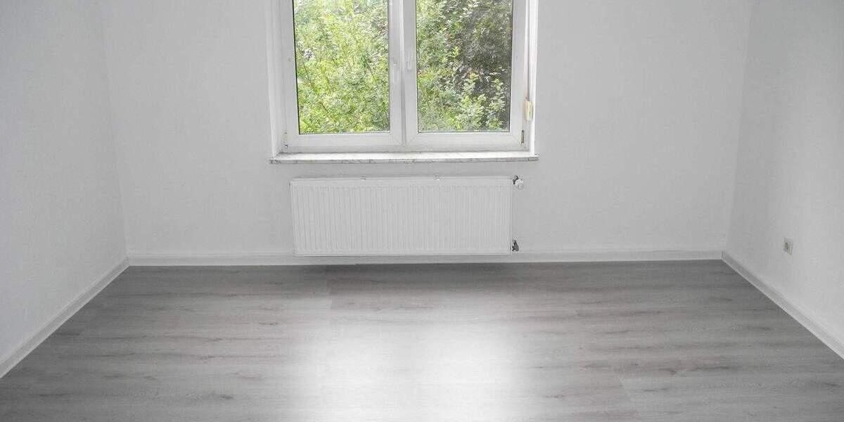 Etagenwohnung Herne Wanne - 2 Zimmer, 70 m&sup2;, 500&euro; | Angebot:25371004