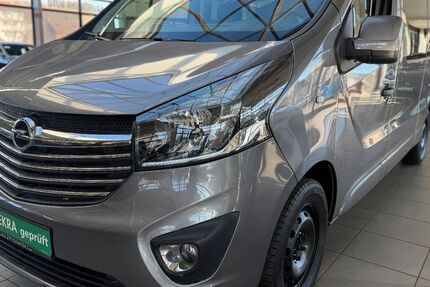 Opel Vivaro 75.674 km 18.890 &euro; Bottrop 46236