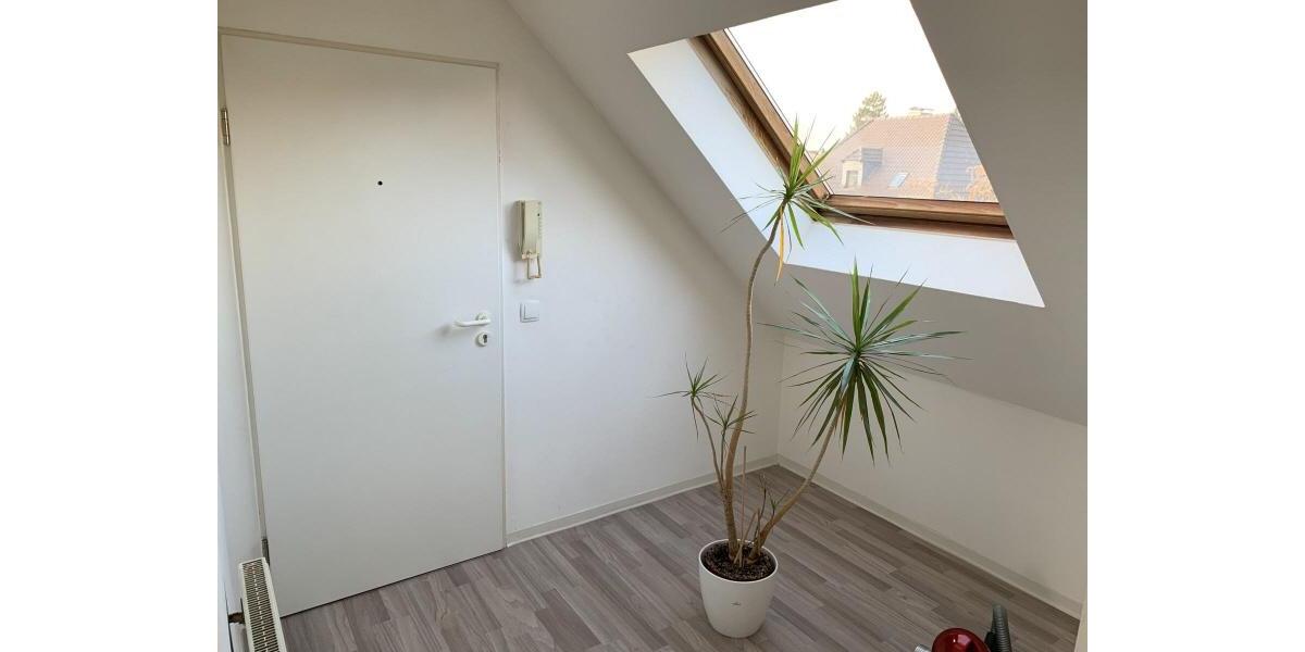 Dachgeschoßwohnung Kamp-Lintfort Lintfort - 2 Zimmer, 47 m&sup2;, 400&euro; | Angebot:25520035