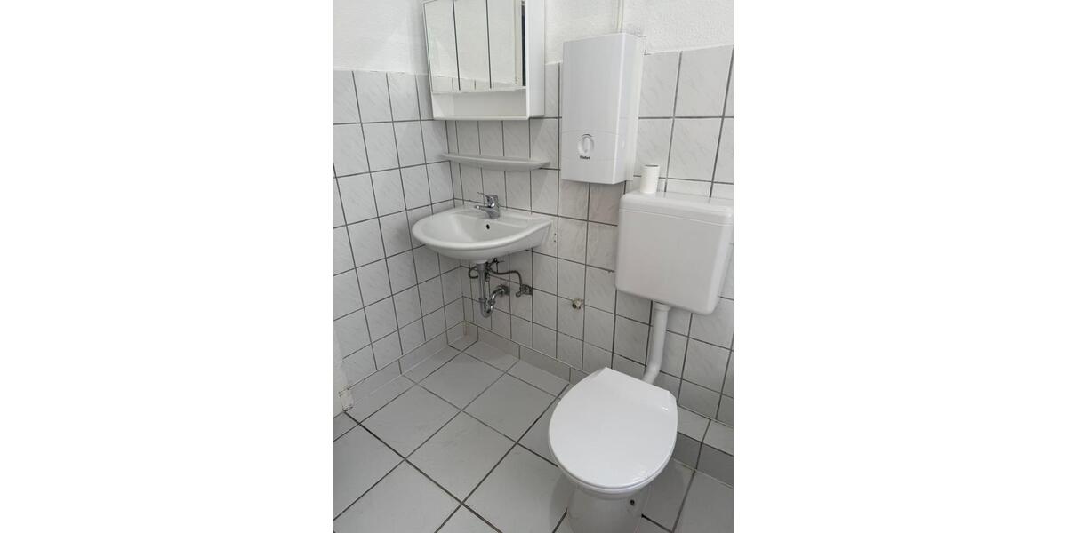 Etagenwohnung Krefeld - 4 Zimmer, 99 m&sup2;, 1.000&euro; | Angebot:26310424