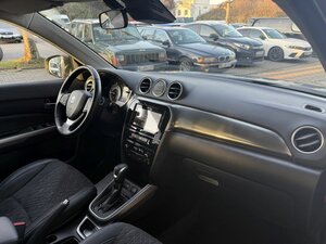 Suzuki Vitara 1.5 Comfort+HYBRID avi+CarPlay+Sitzhzg.+ 38.225 km 19.988 &euro; Meerbusch 40667