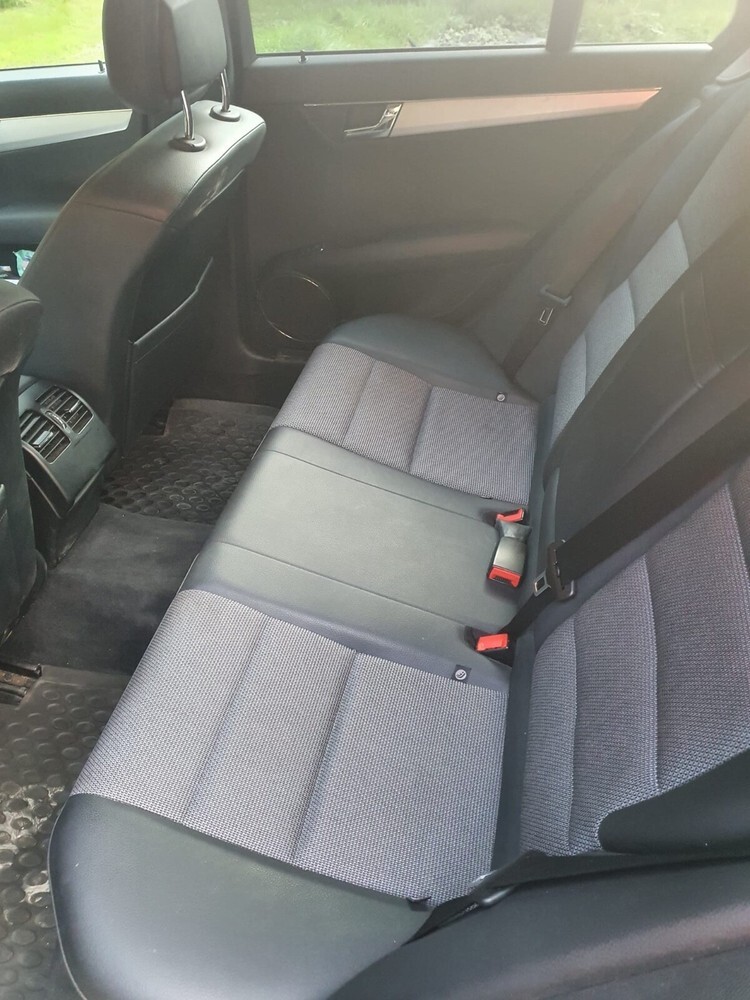 Mercedes-Benz C 180 200.000 km 7.890 € Duisburg 47051